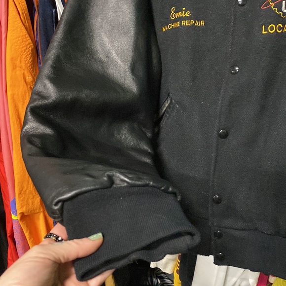 Mens Vintage Faux Leather Sleeve & Wool Embroidered Varsity Bomber Jacket - Picture 3 of 9